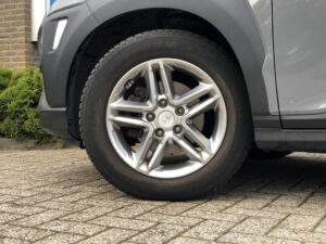 Hyundai KONA H649HJ financial lease – Leaseprijzen.nl – afbeelding 2