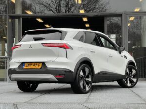 Mitsubishi Grandis JNP-49-F financial lease – Leaseprijzen.nl – afbeelding 2