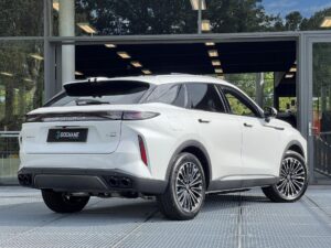 Omoda 9SHS - financial lease – Leaseprijzen.nl – afbeelding 2