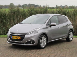 Peugeot 208 GNJ-90-L financial lease – Leaseprijzen.nl – afbeelding 1