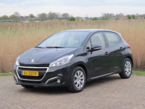 Peugeot 208 XL-327-F financial lease – Leaseprijzen.nl – afbeelding 1