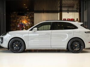 Porsche Cayenne  financial lease – Leaseprijzen.nl – afbeelding 2