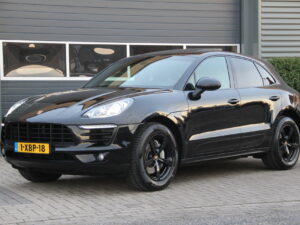 Porsche Macan 1-XBP-18 financial lease – Leaseprijzen.nl – afbeelding 1