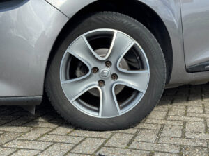 Renault Clio HV189B financial lease – Leaseprijzen.nl – afbeelding 2