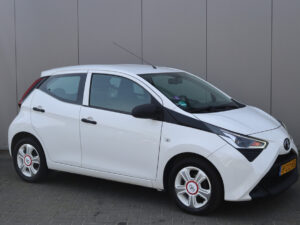 Toyota Aygo H212HS financial lease – Leaseprijzen.nl – afbeelding 2