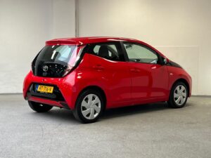 Toyota Aygo RT-716-V financial lease – Leaseprijzen.nl – afbeelding 2