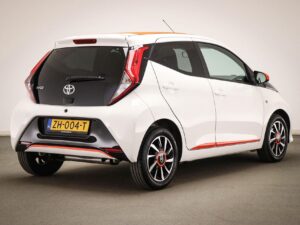 Toyota Aygo ZH-004-T financial lease – Leaseprijzen.nl – afbeelding 2