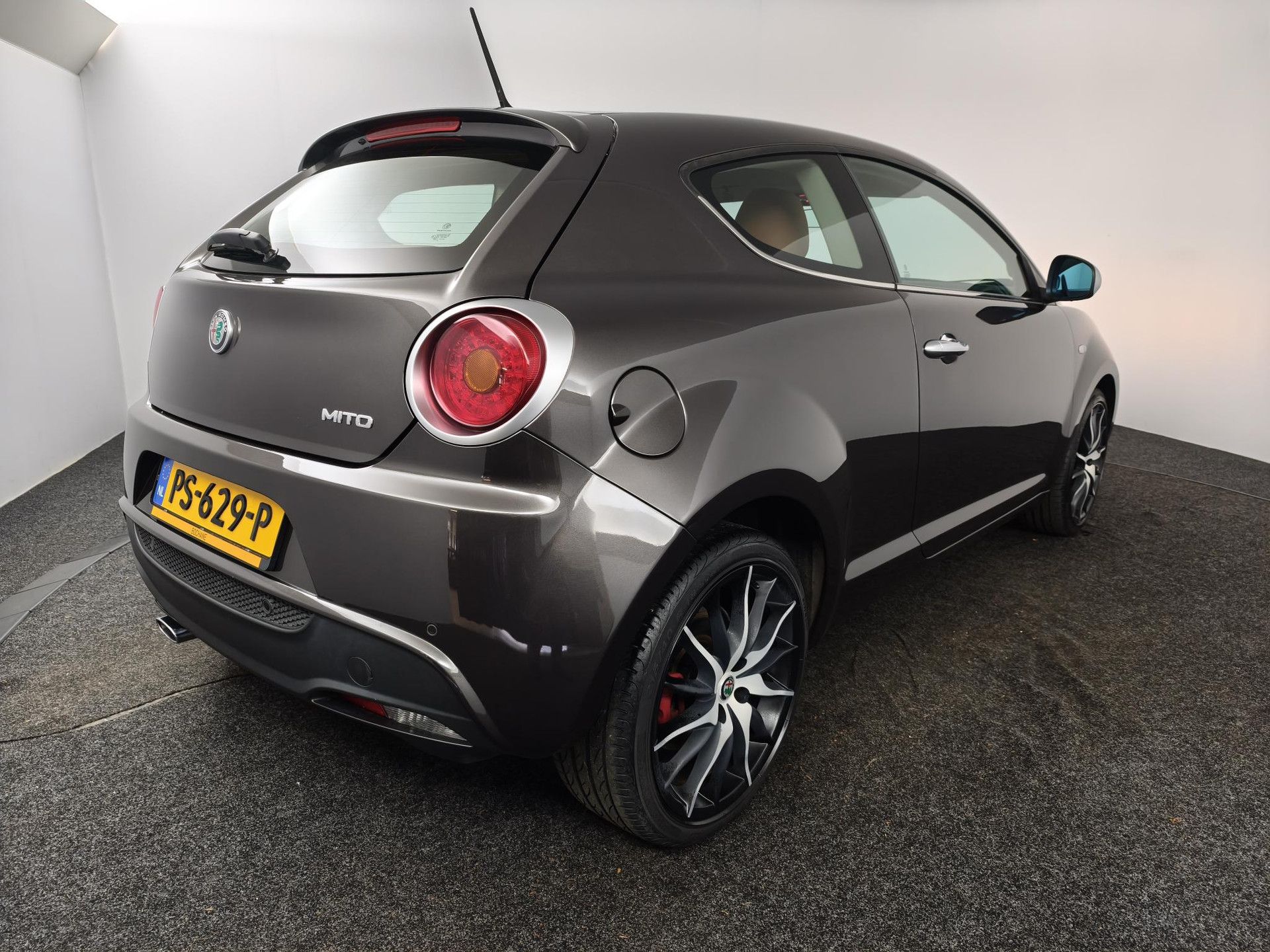 Alfa Romeo RomeoMiTo PS-629-P financial lease – Leaseprijzen.nl – afbeelding 2