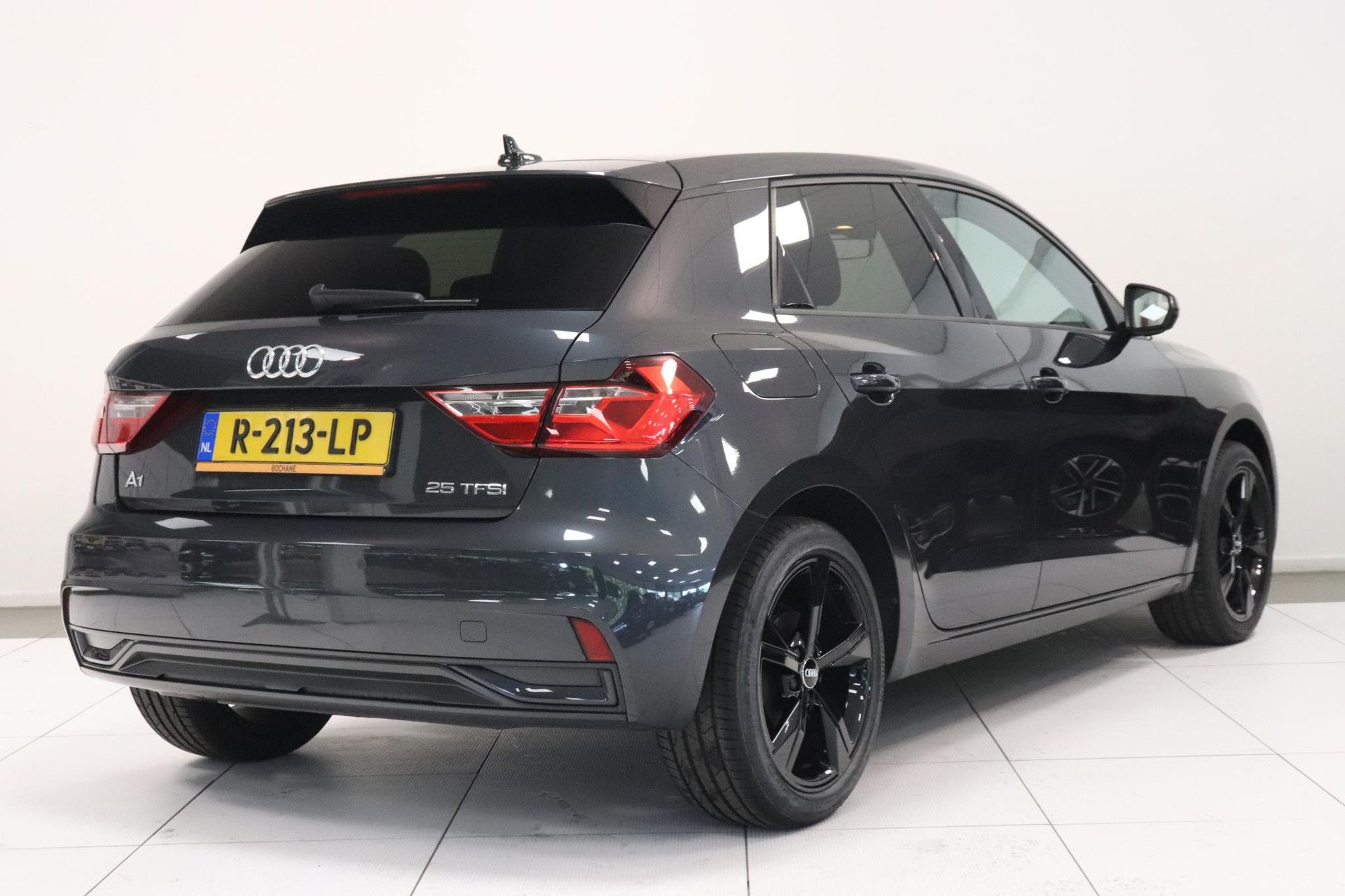 Audi A1Sportback R-213-LP financial lease – Leaseprijzen.nl – afbeelding 2