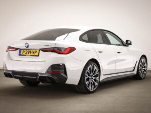 BMW i4 P-391-VP financial lease – Leaseprijzen.nl – afbeelding 2