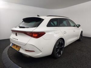 CUPRA LeonSportstourer KBT-38-G financial lease – Leaseprijzen.nl – afbeelding 2