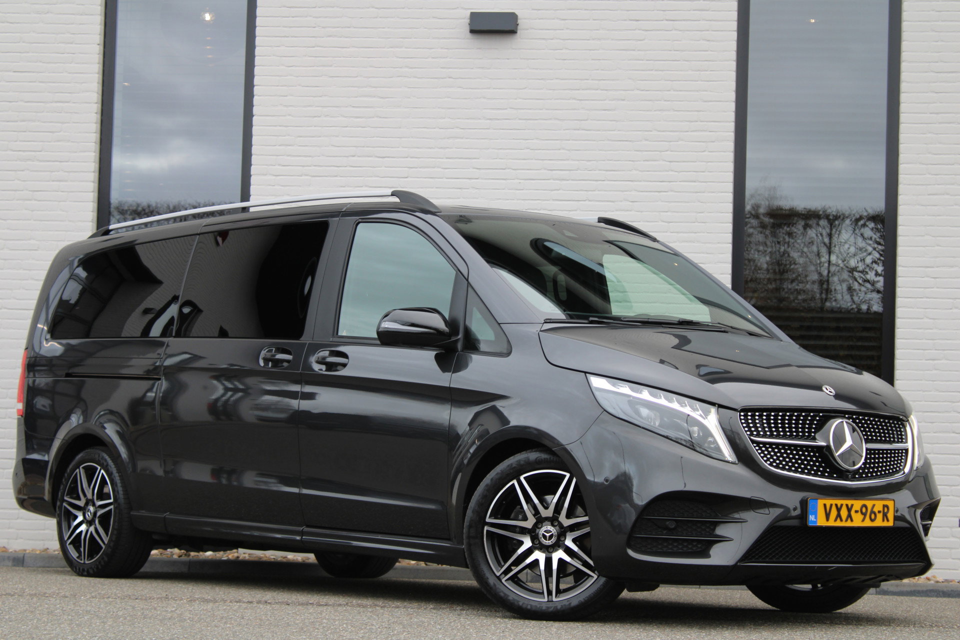 Mercedes-Benz V-Klasse VXX-96-R financial lease – Leaseprijzen.nl – afbeelding 1 Mercedes-Benz V-Klasse VXX-96-R financial lease – Leaseprijzen.nl – afbeelding 1