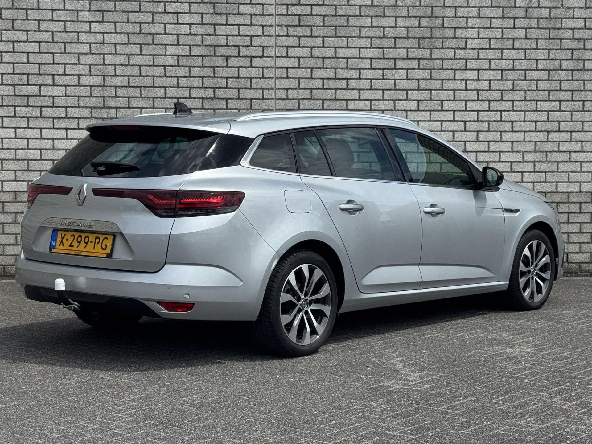 Renault MéganeEstate X-299-PG financial lease – Leaseprijzen.nl – afbeelding 2