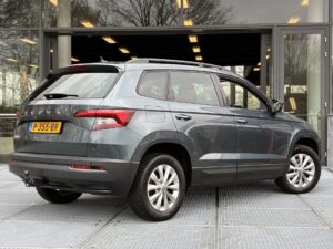 Skoda Karoq P-355-BR financial lease – Leaseprijzen.nl – afbeelding 2