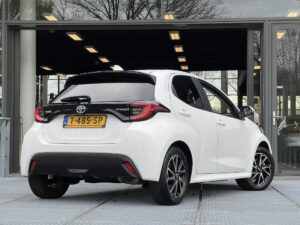Toyota Yaris T-485-SP financial lease – Leaseprijzen.nl – afbeelding 2