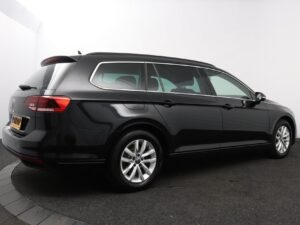 Volkswagen Passat R-831-DP financial lease – Leaseprijzen.nl – afbeelding 2
