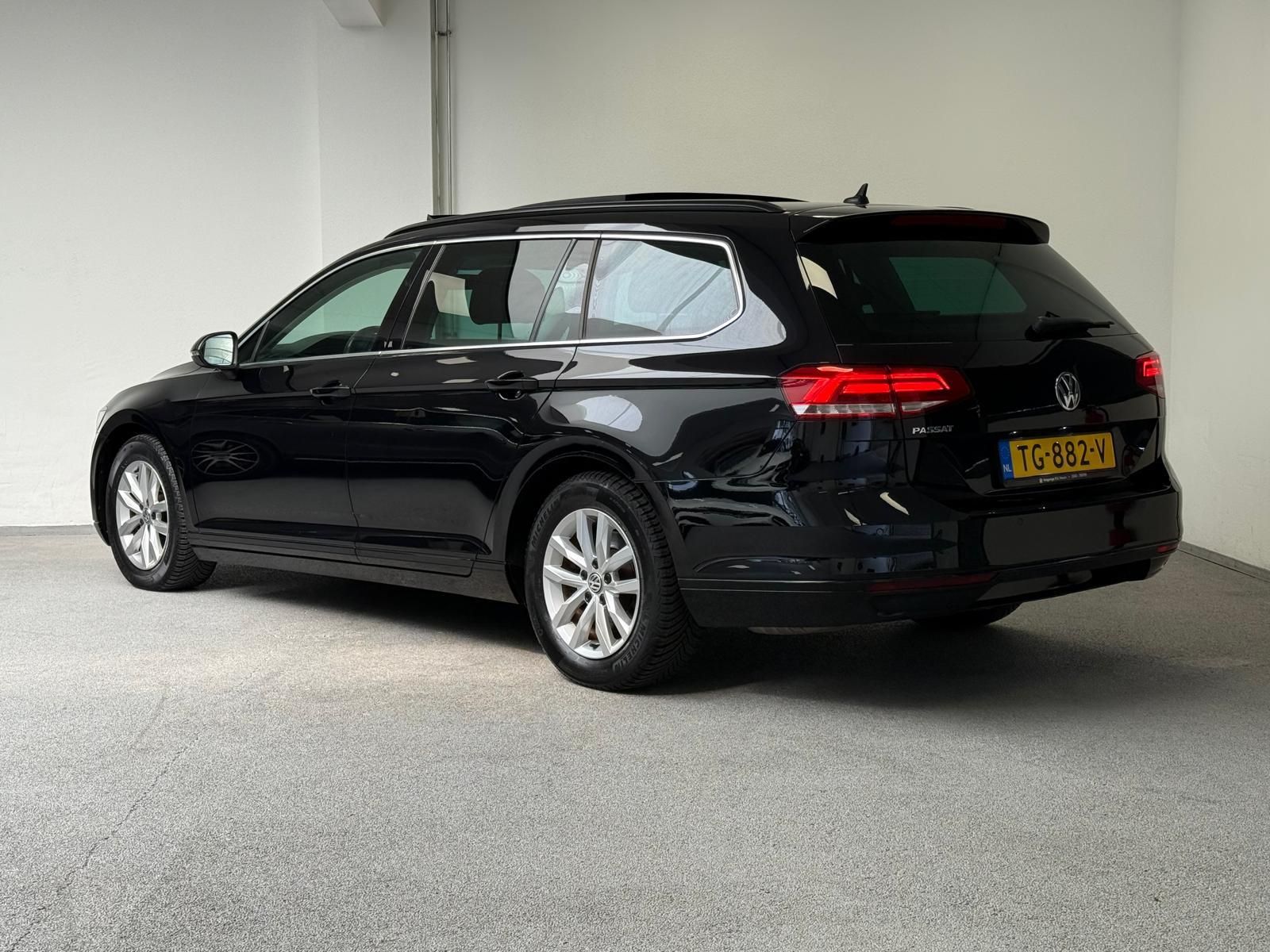 Volkswagen Passat TG-882-V financial lease – Leaseprijzen.nl – afbeelding 2