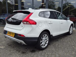 Volvo V40 G-293-TX financial lease – Leaseprijzen.nl – afbeelding 2