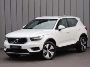 Volvo XC40  financial lease – Leaseprijzen.nl – afbeelding 1