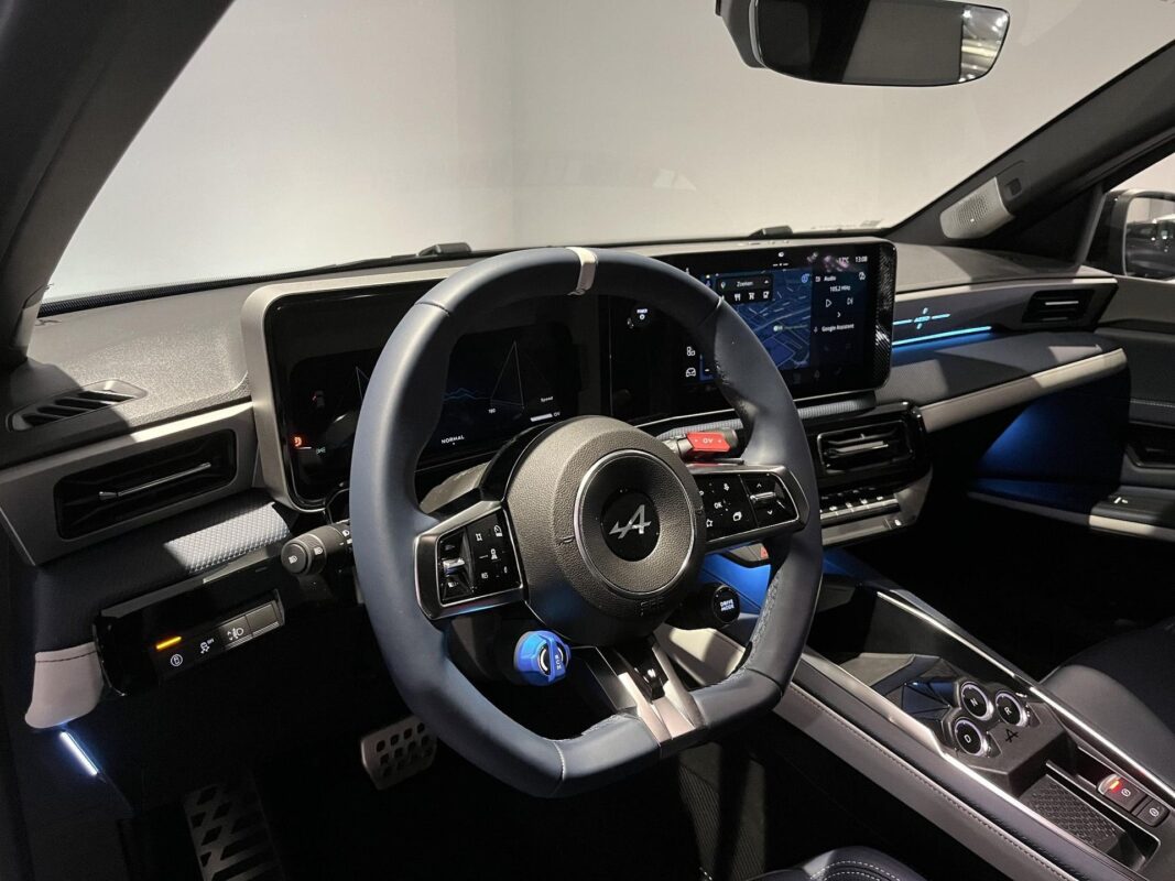Alpine A290