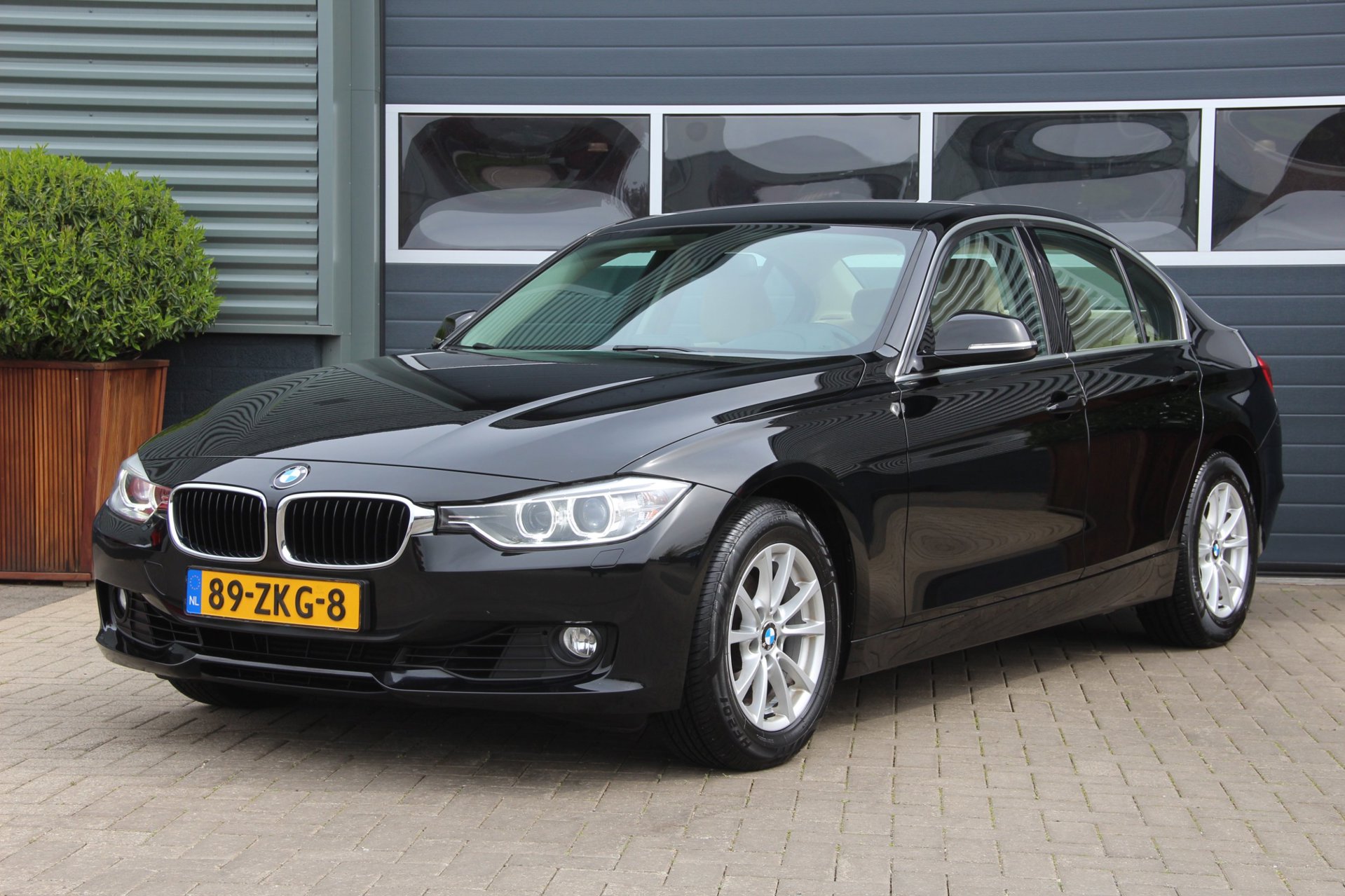 BMW 3-serie 89-ZKG-8 financial lease – Leaseprijzen.nl – afbeelding 1