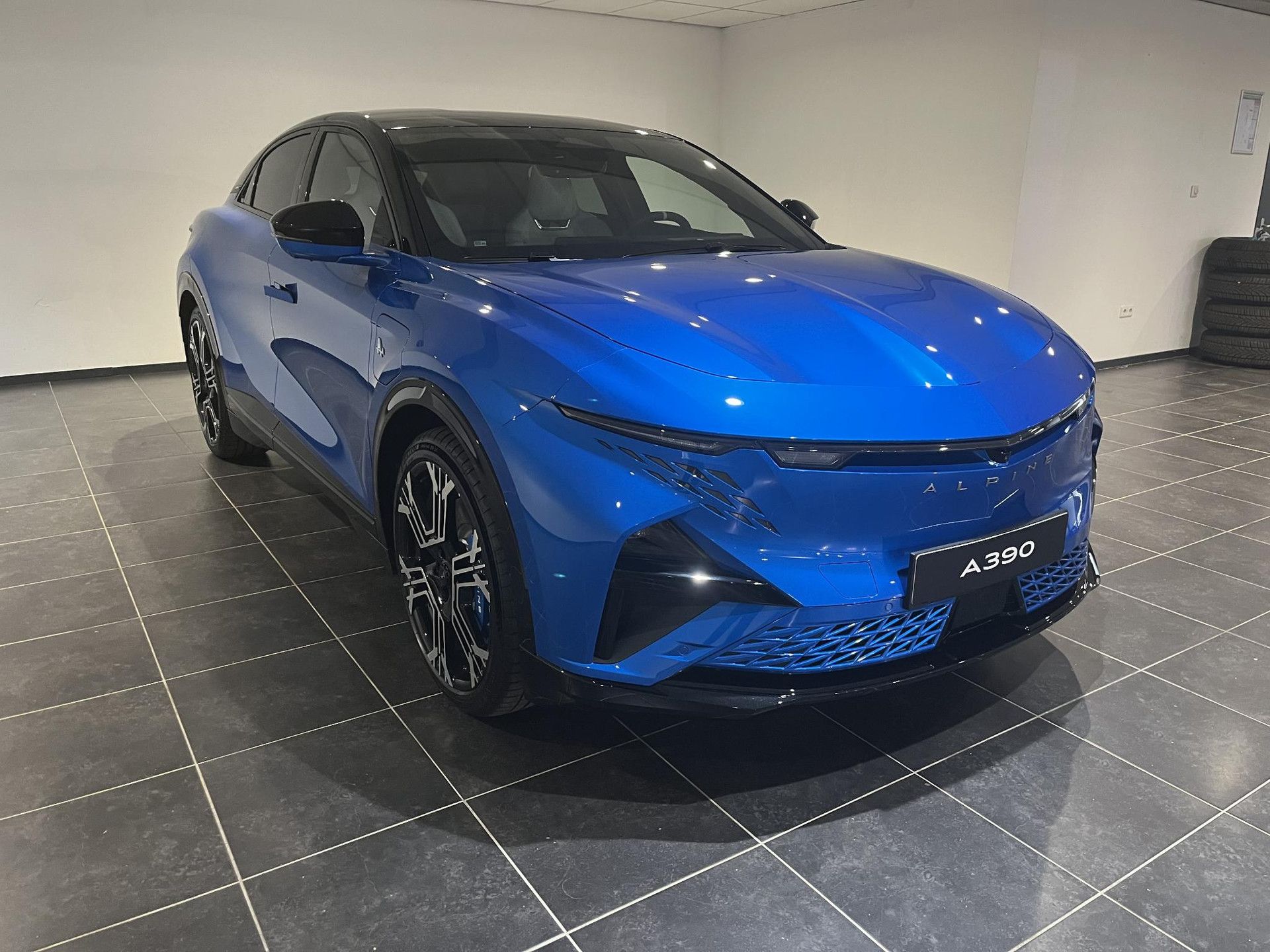 Alpine A390 met kenteken 55946 – detailfoto