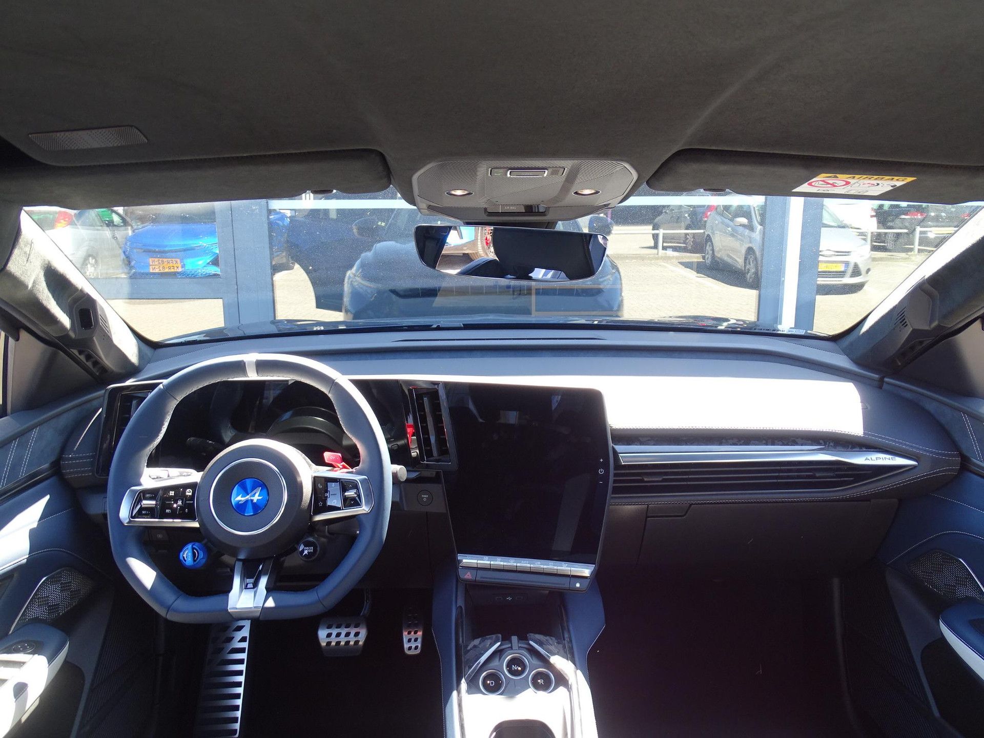 Alpine A390 – dashboard