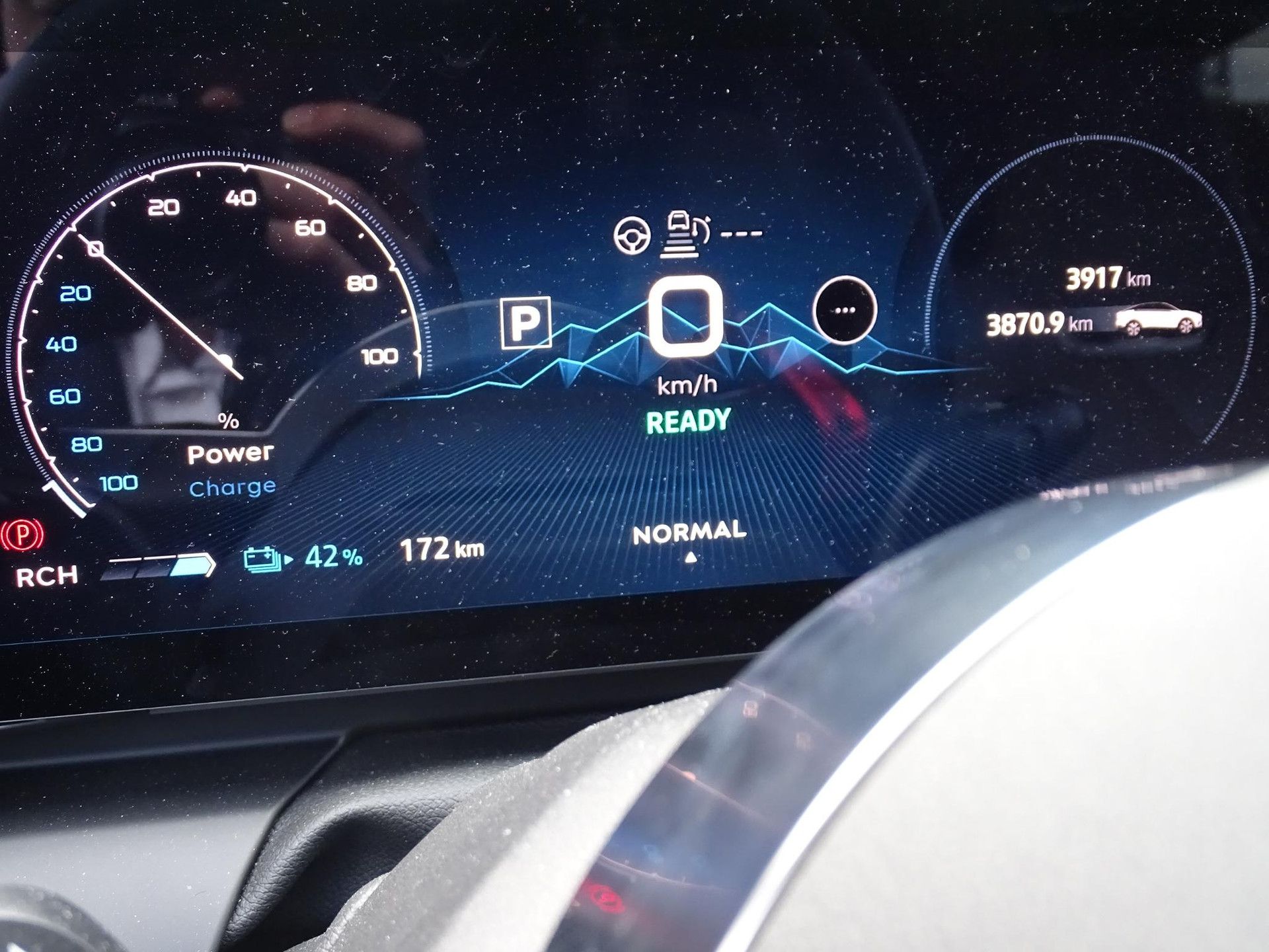 Alpine A390 met kenteken KFR-83-N – dashboard