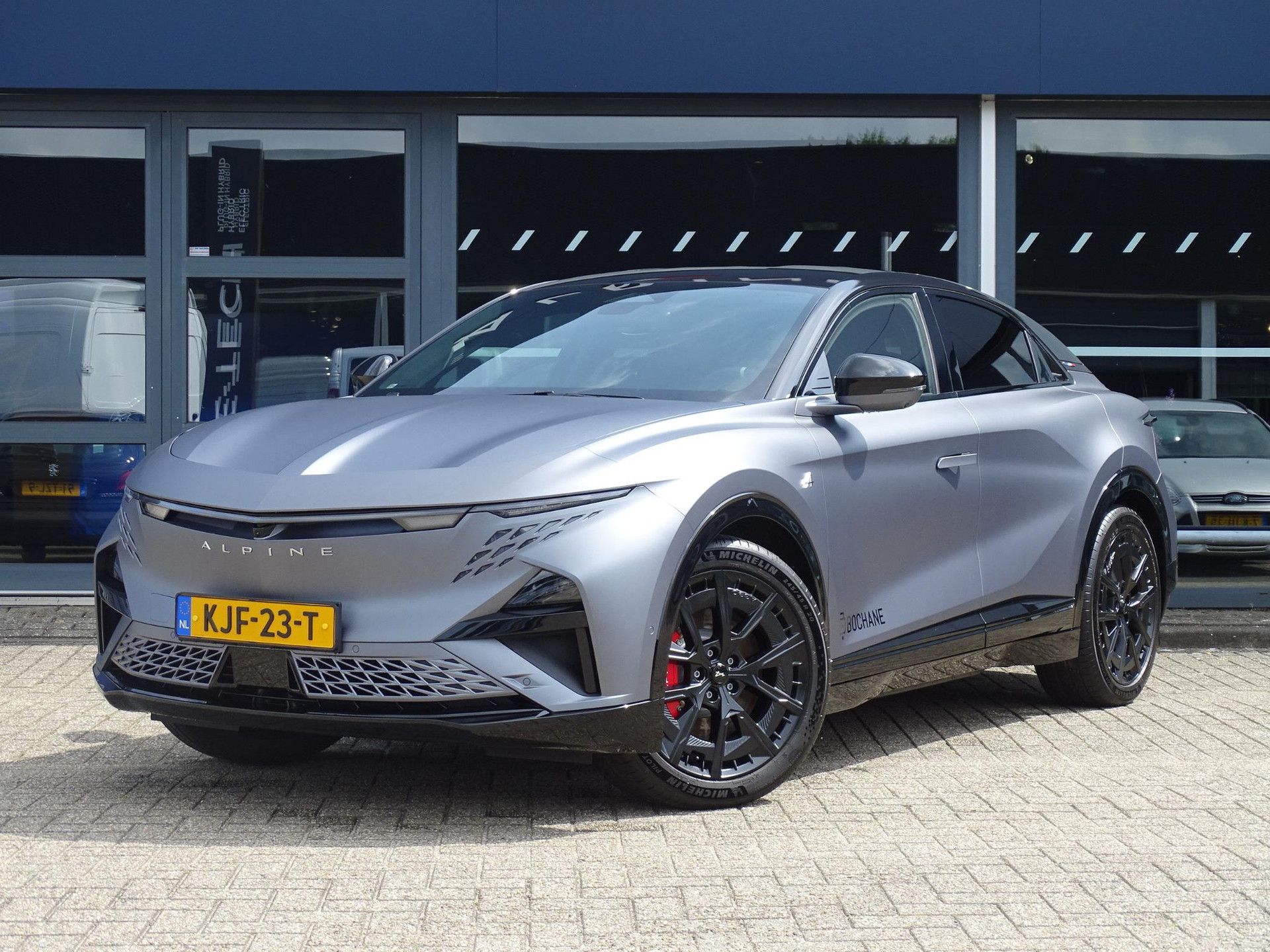 Alpine A390 met kenteken KJF-23-T – achteraanzicht