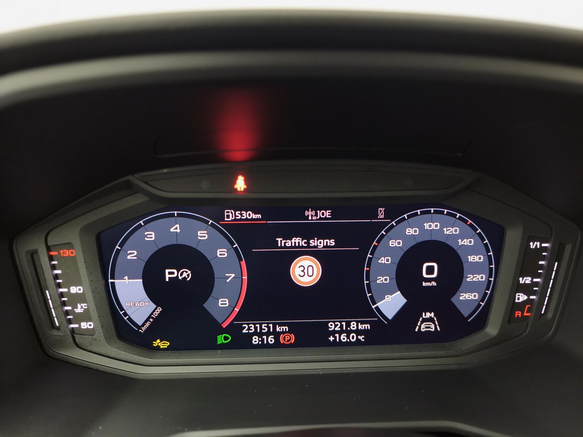 Audi A1Sportback met kenteken KDP-24-L – dashboard