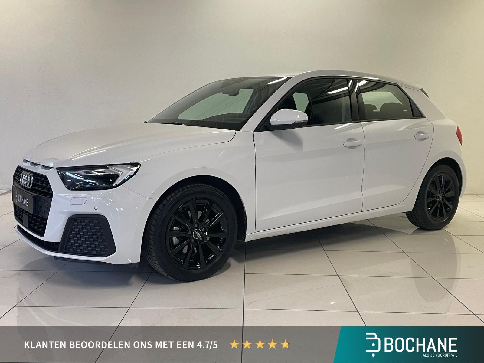 Audi A1Sportback met kenteken KDT-01-X – vooraanzicht