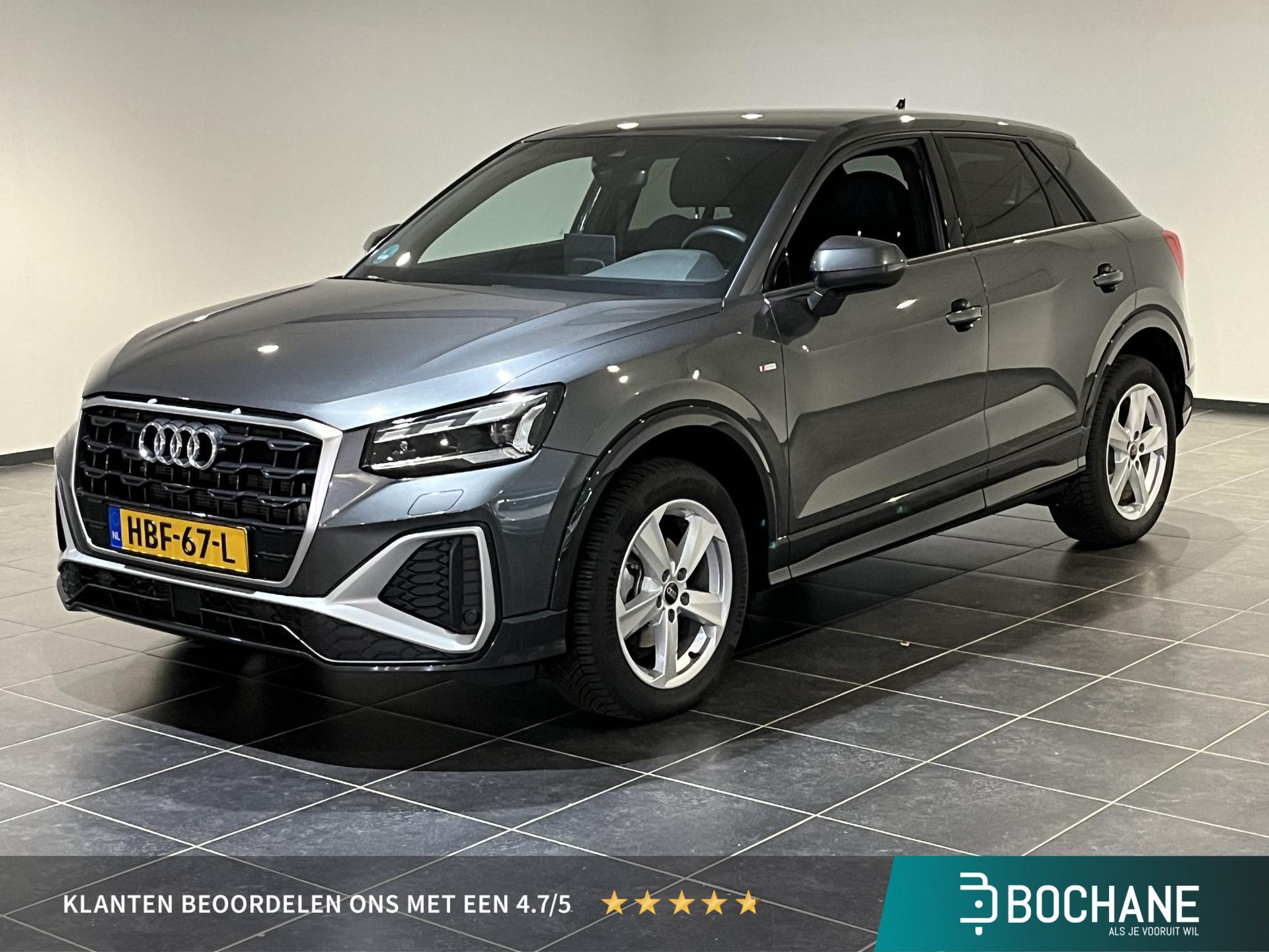 Audi Q2 met kenteken HBF-67-L – vooraanzicht