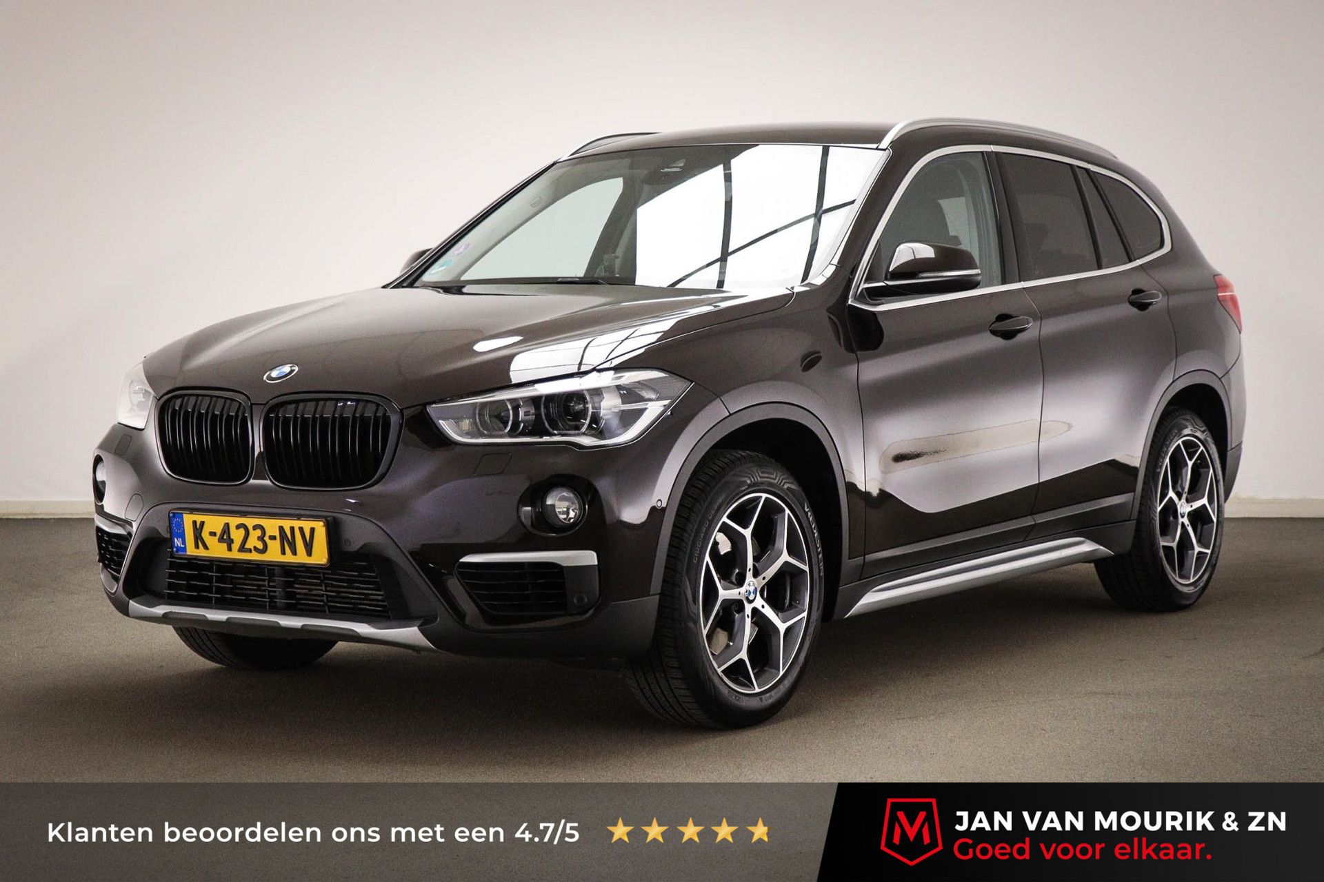 BMW X1 met kenteken K-423-NV – vooraanzicht