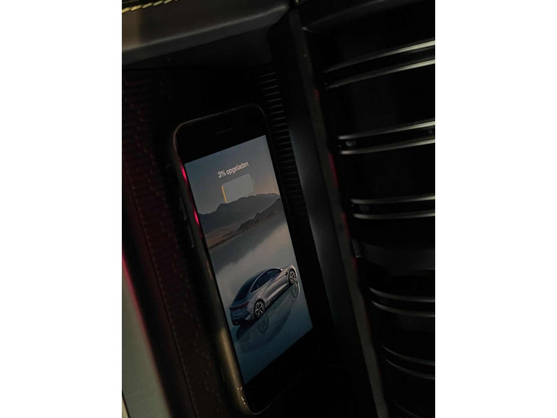 BYD ATTO3 met kenteken JGX-57-L – detailfoto