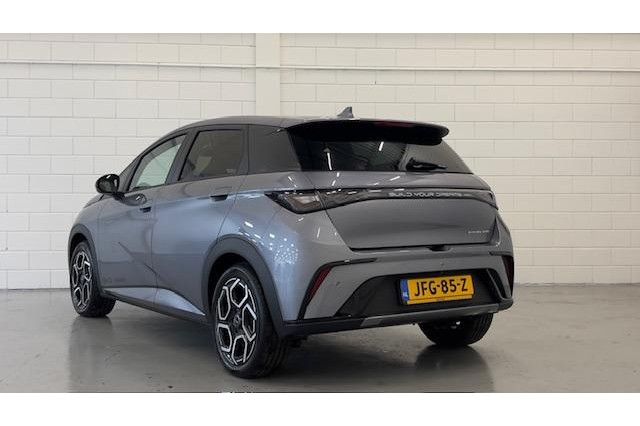 BYD DOLPHIN met kenteken JFG-85-Z – interieur