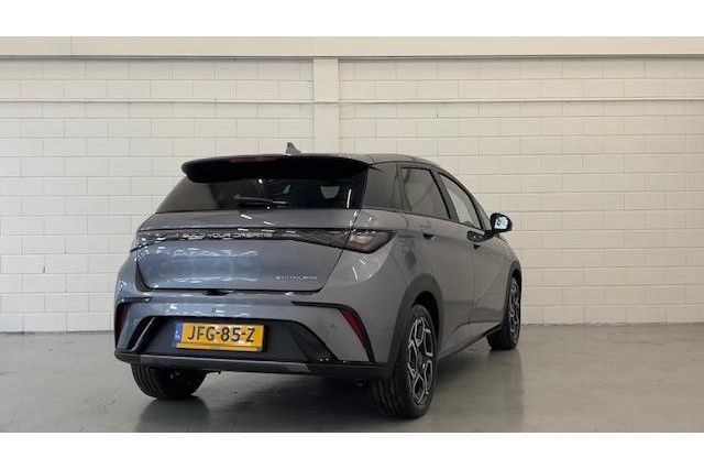 BYD DOLPHIN met kenteken JFG-85-Z – dashboard