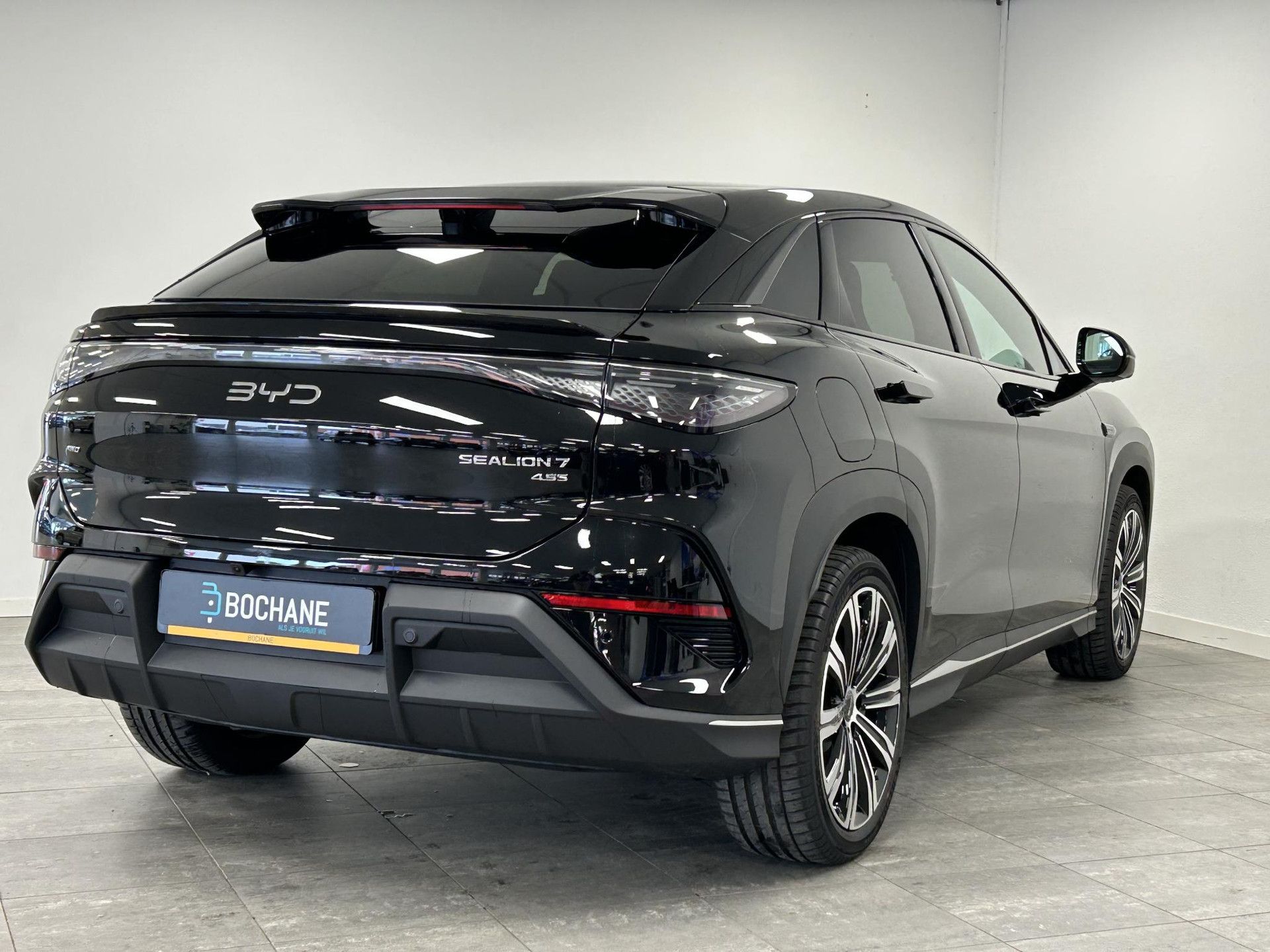 BYD SEALION – achteraanzicht