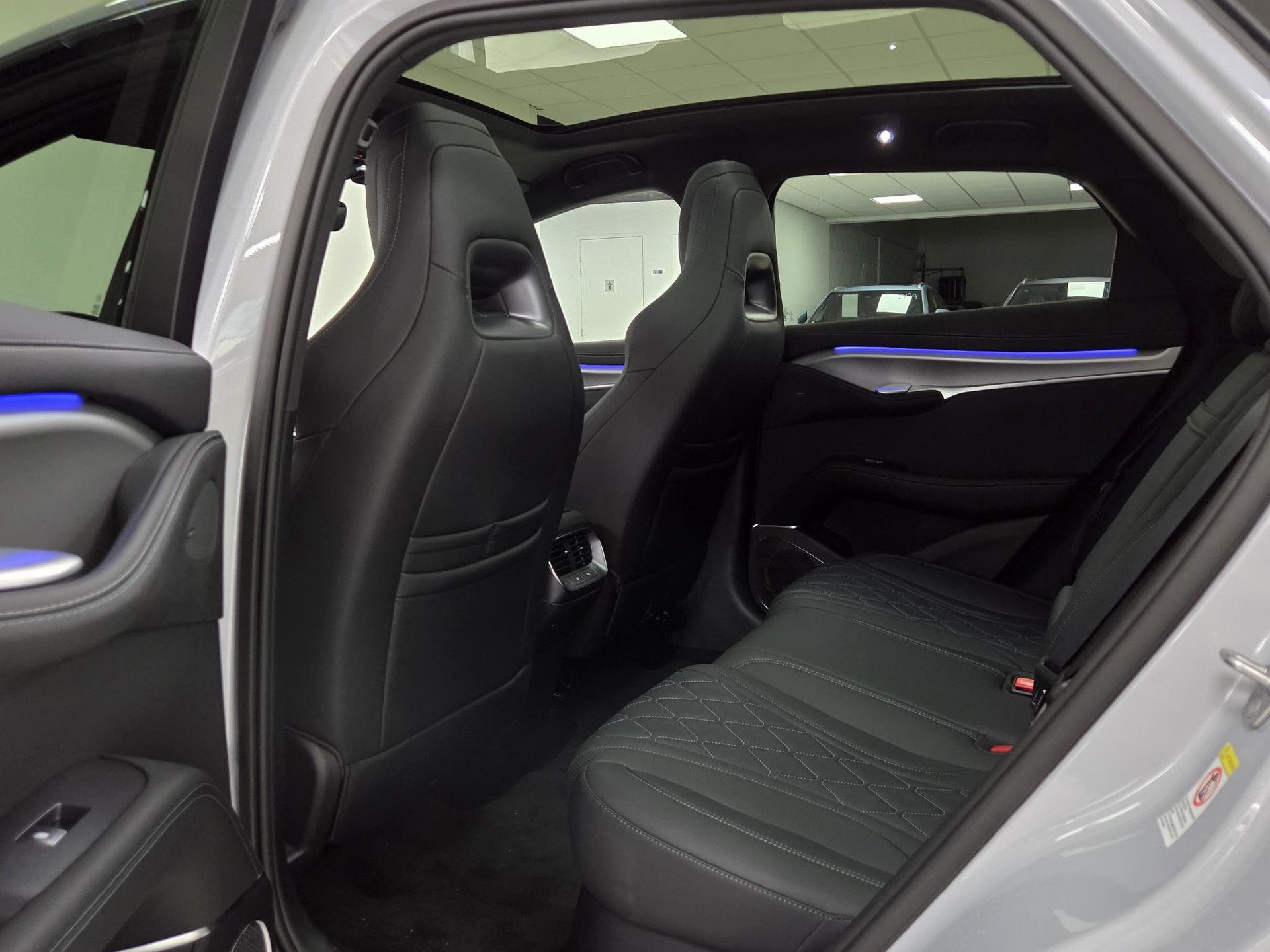 BYD SEALION met kenteken KKP-88-D – dashboard