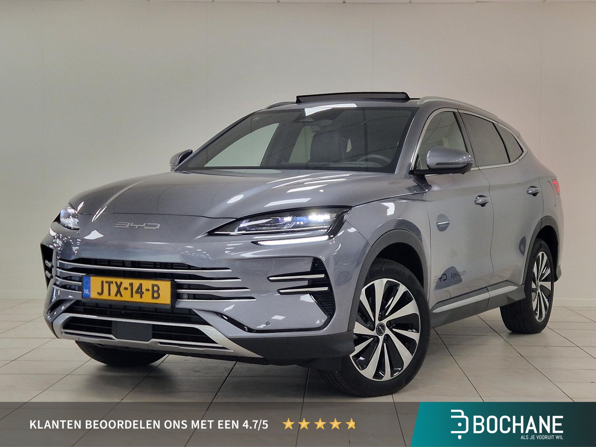 BYD SEALU met kenteken JTX-14-B – vooraanzicht