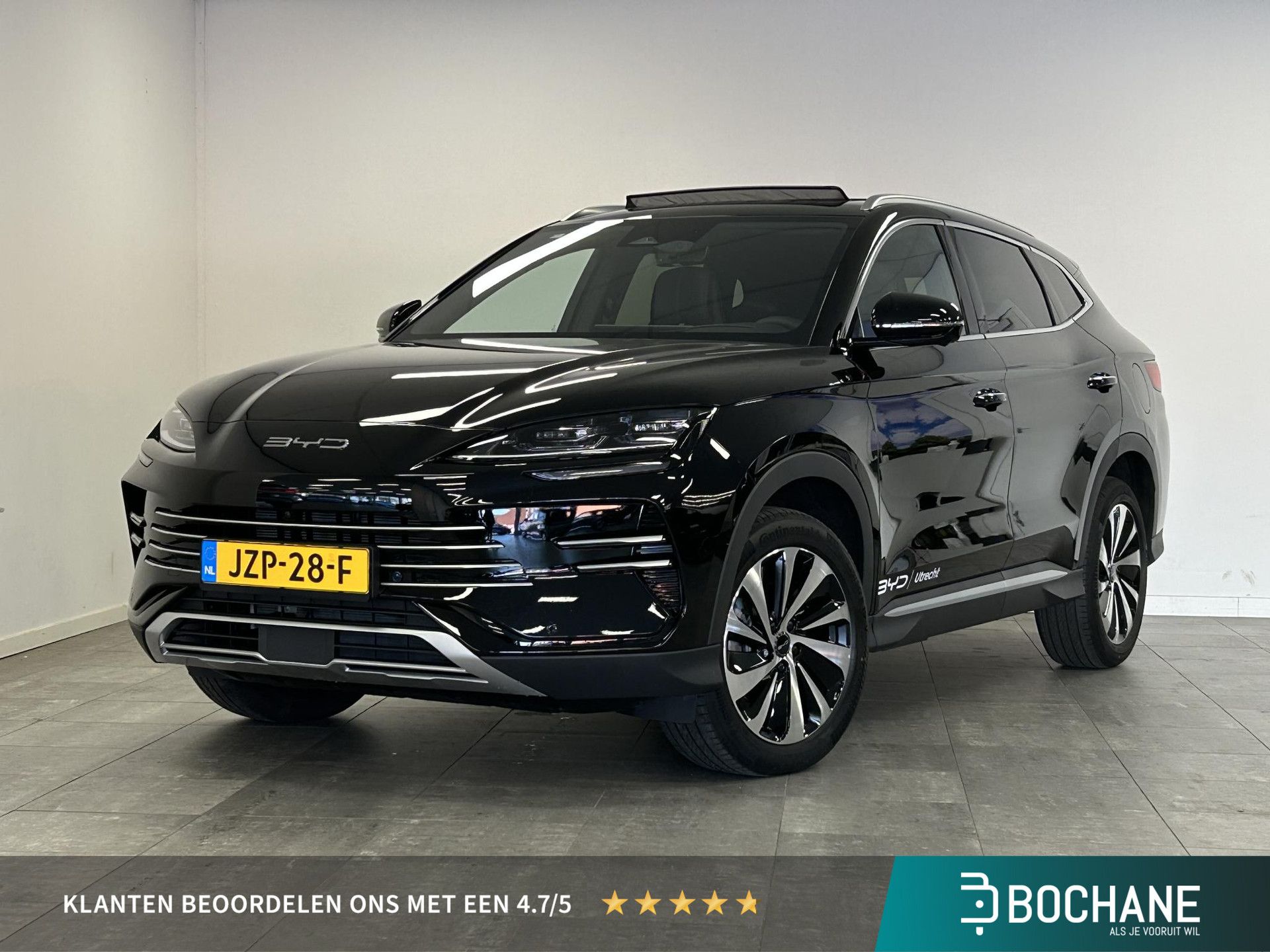 BYD SEALU met kenteken JZP-28-F – vooraanzicht