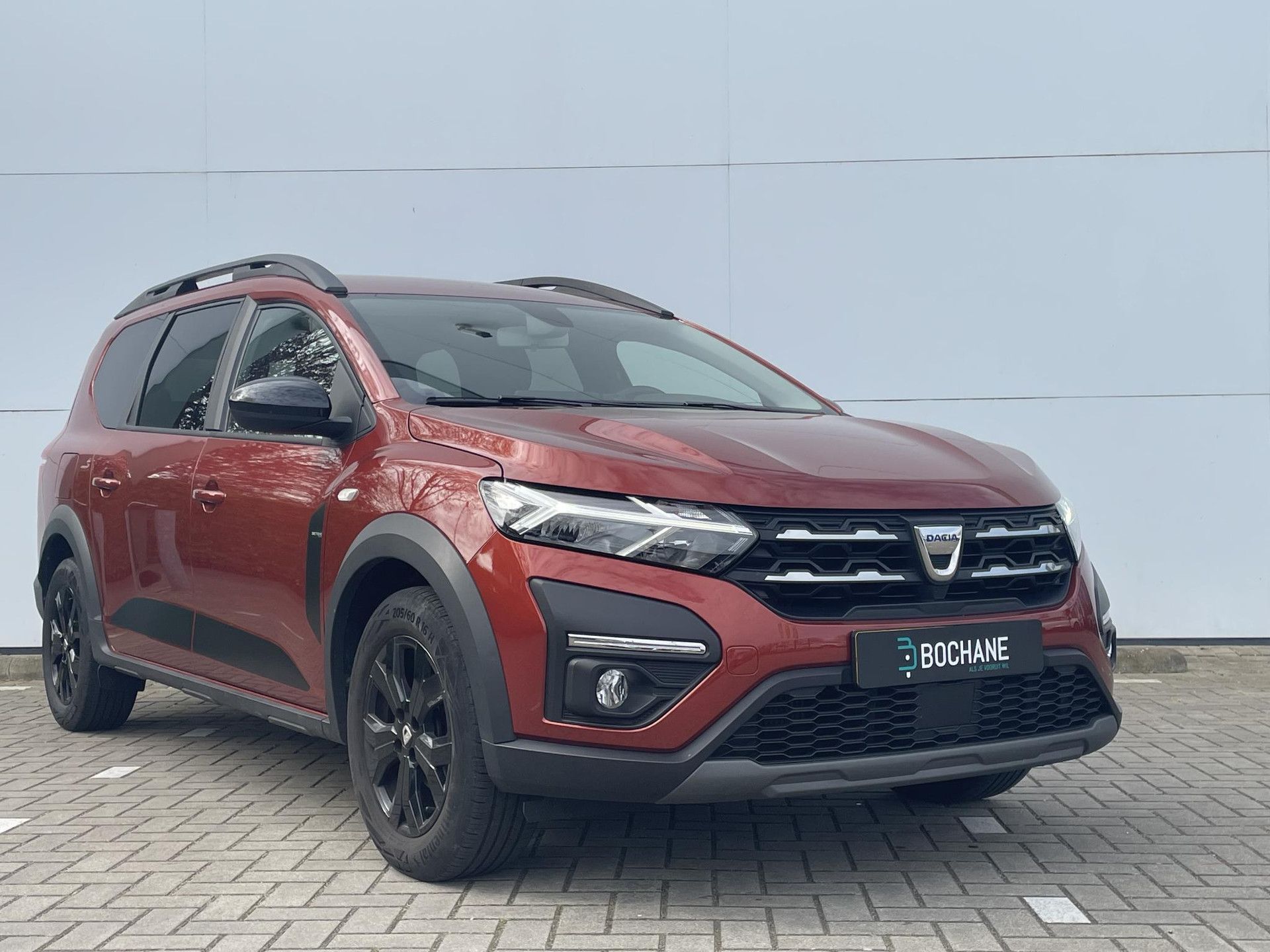 Dacia Jogger met kenteken R-728-PG – detailfoto