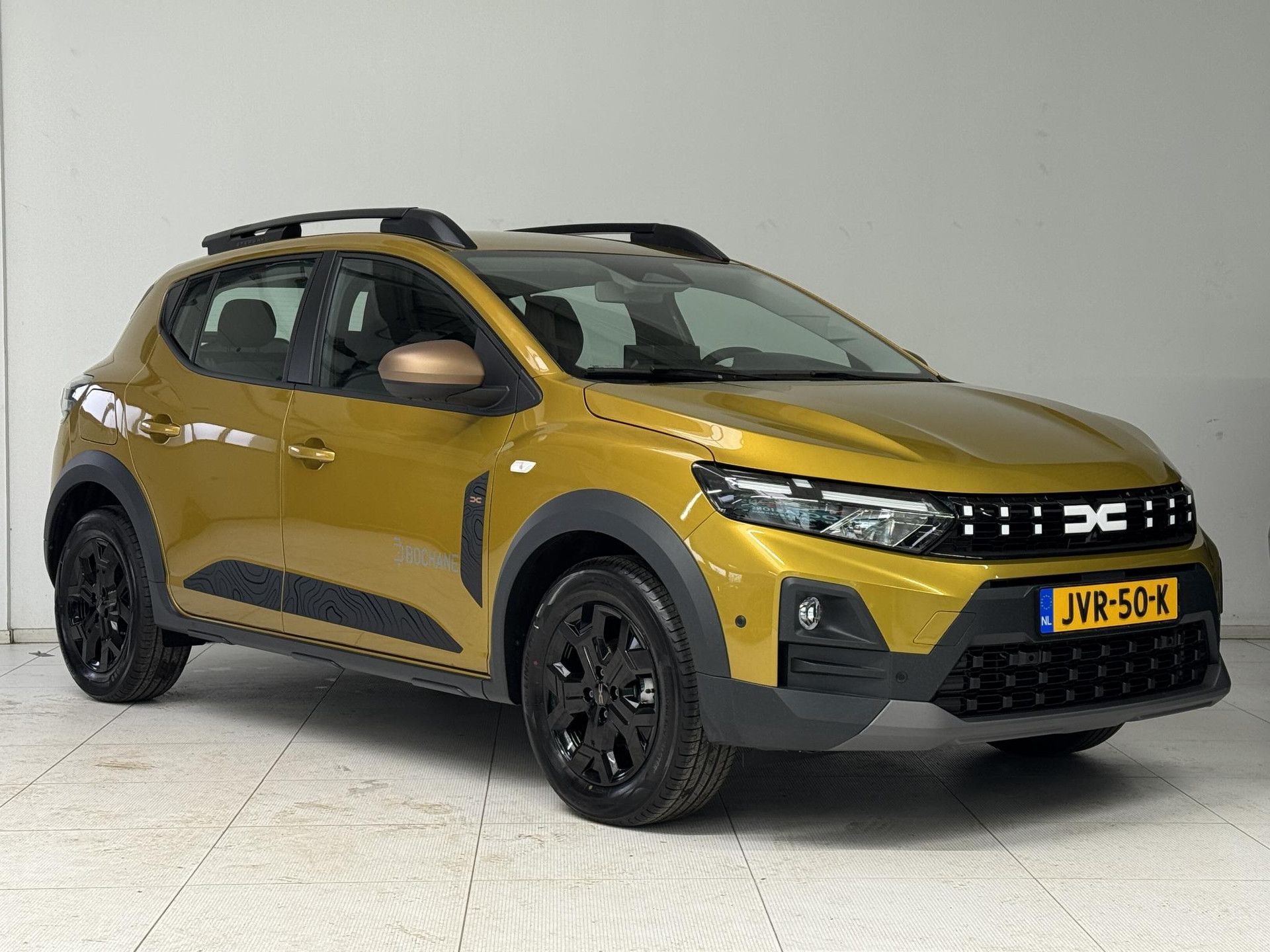 Dacia SanderoStepway met kenteken JVR-50-K – detailfoto
