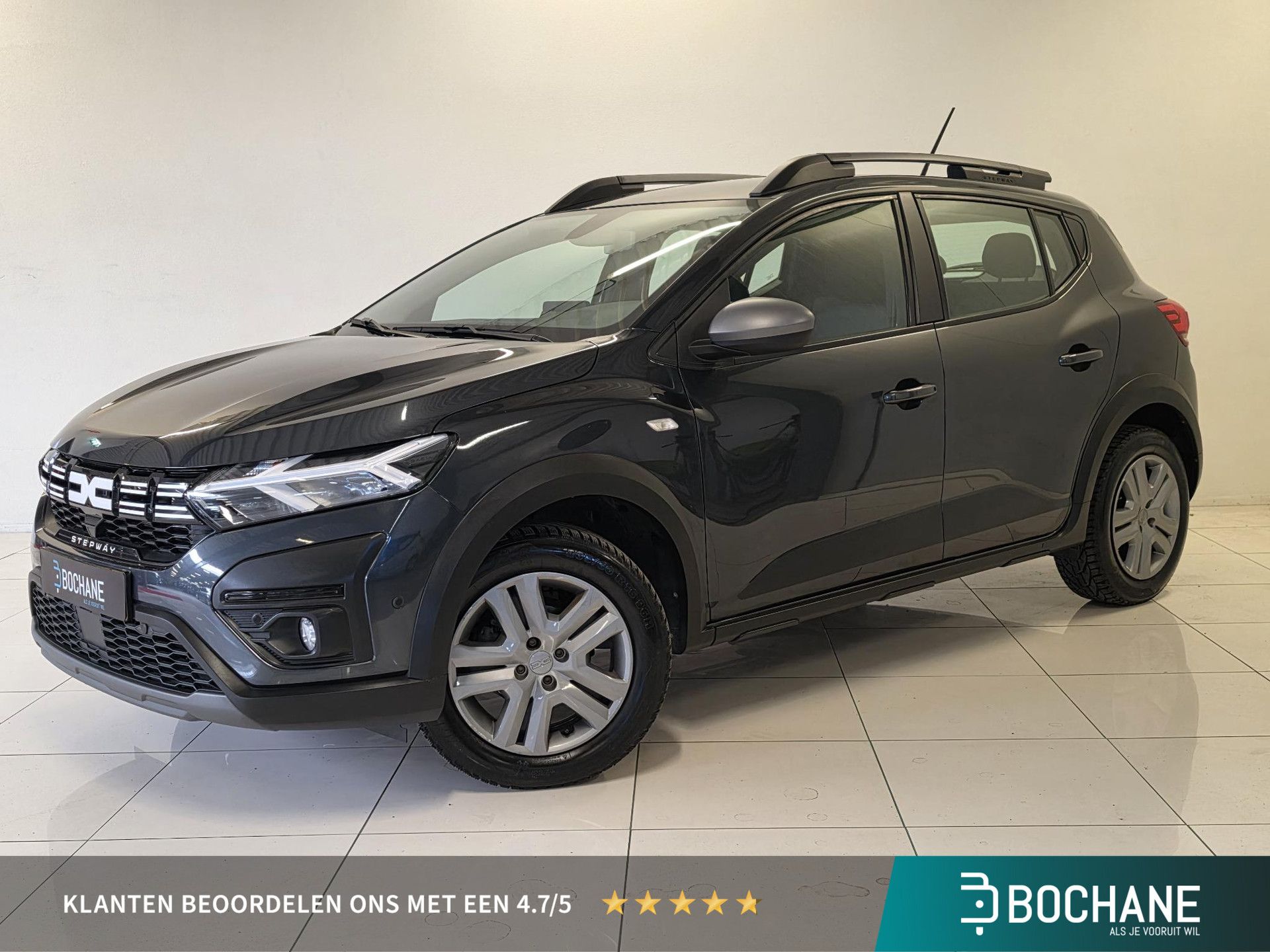 Dacia SanderoStepway met kenteken KBH-47-Z – vooraanzicht