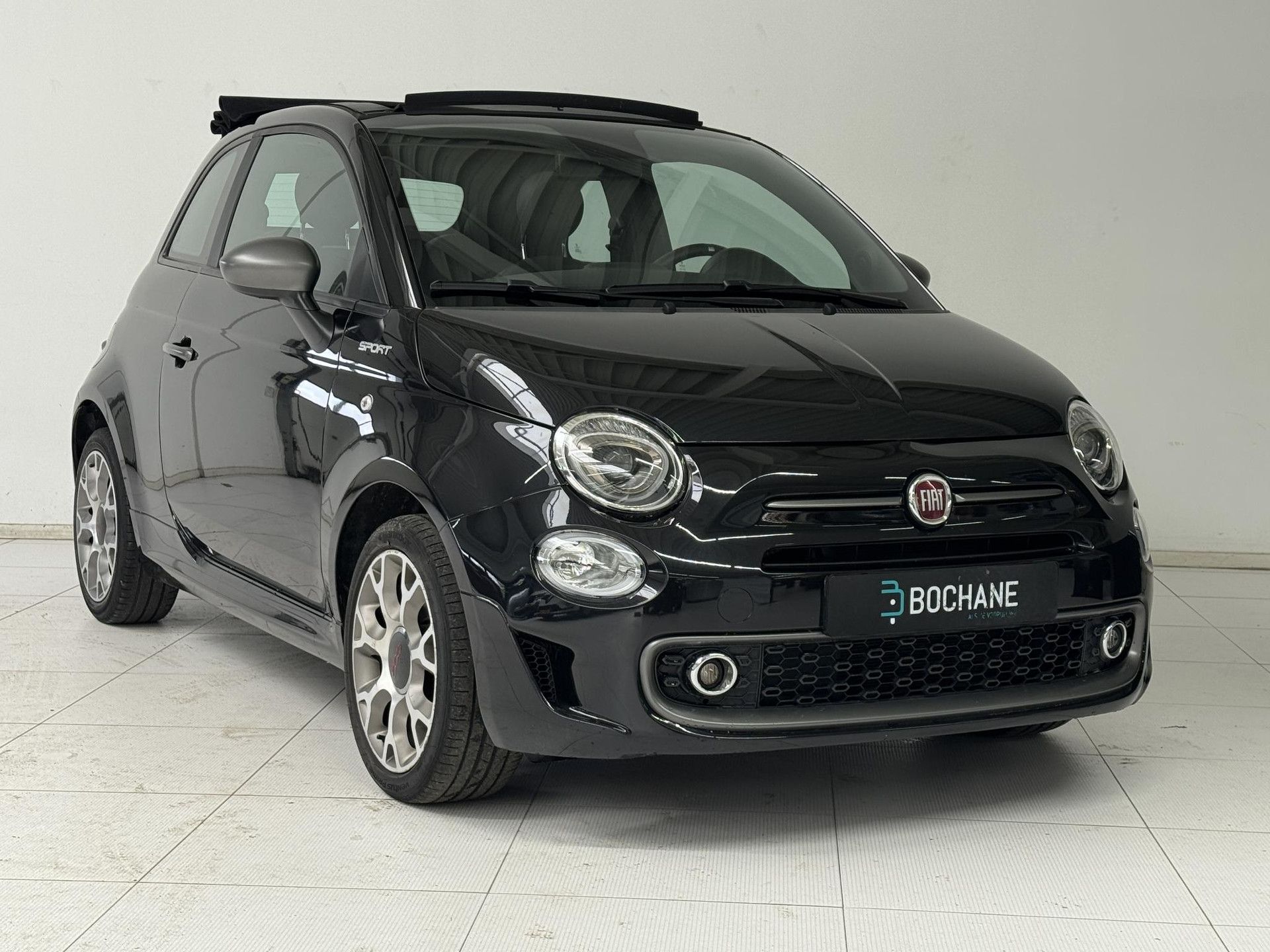 Fiat 500C met kenteken P-459-NN – detailfoto