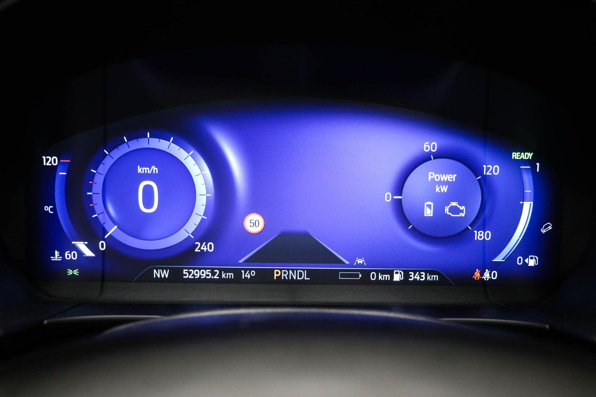 Ford Kuga met kenteken X-639-PP – dashboard