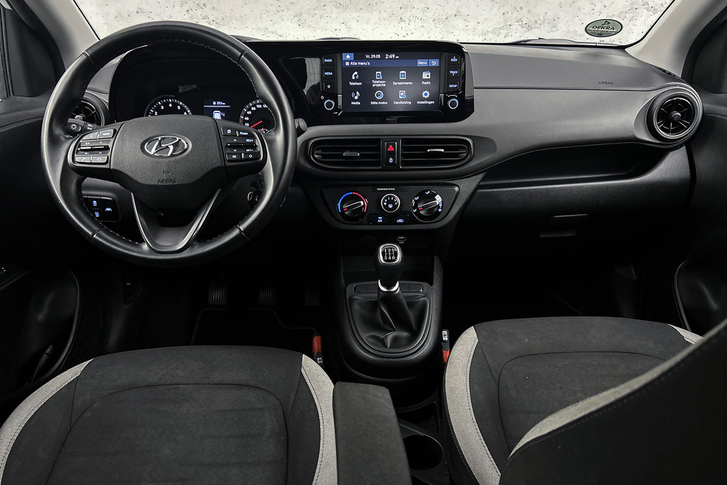 Hyundai i10 – dashboard