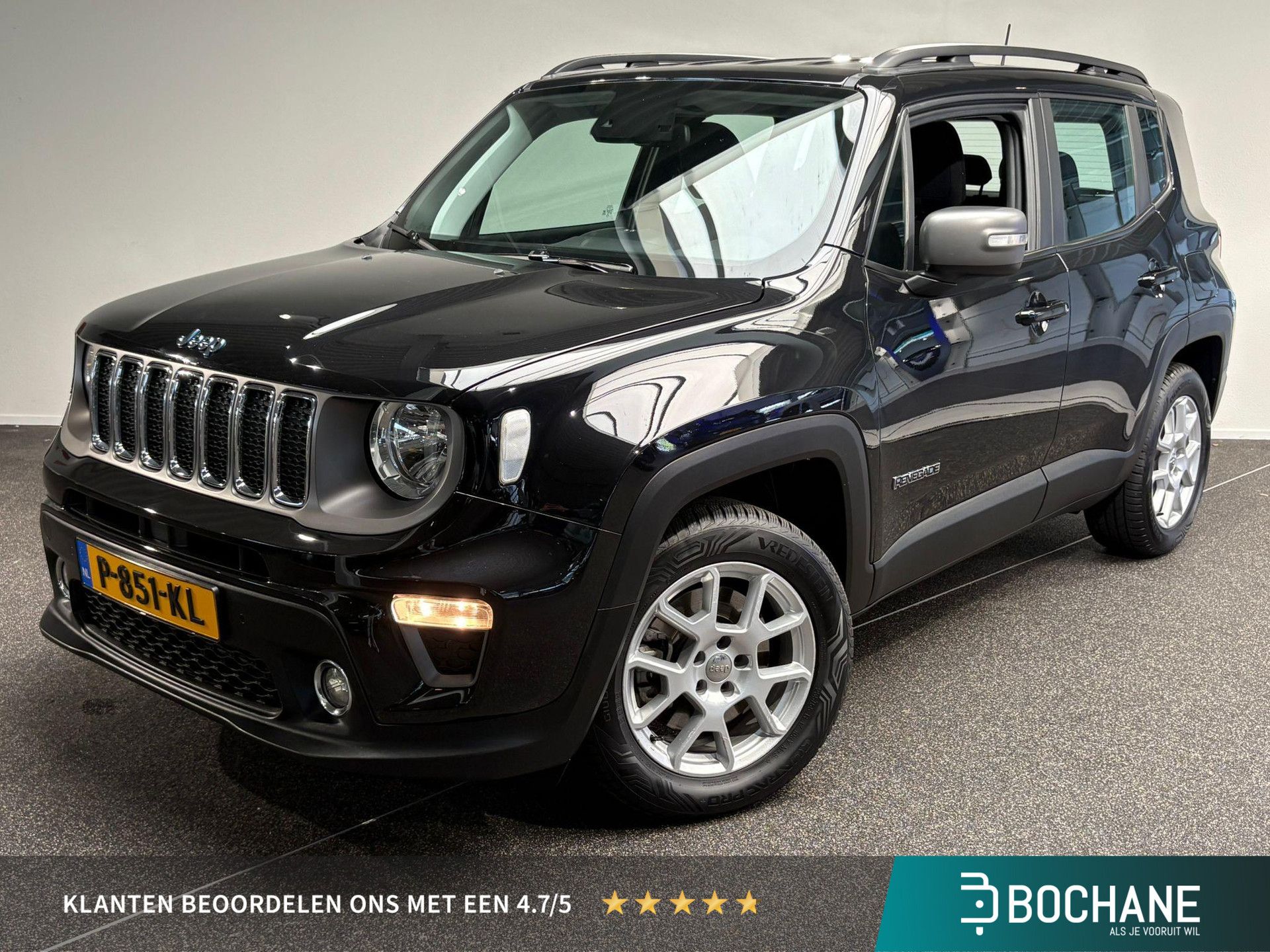 Jeep Renegade met kenteken P-851-KL – vooraanzicht
