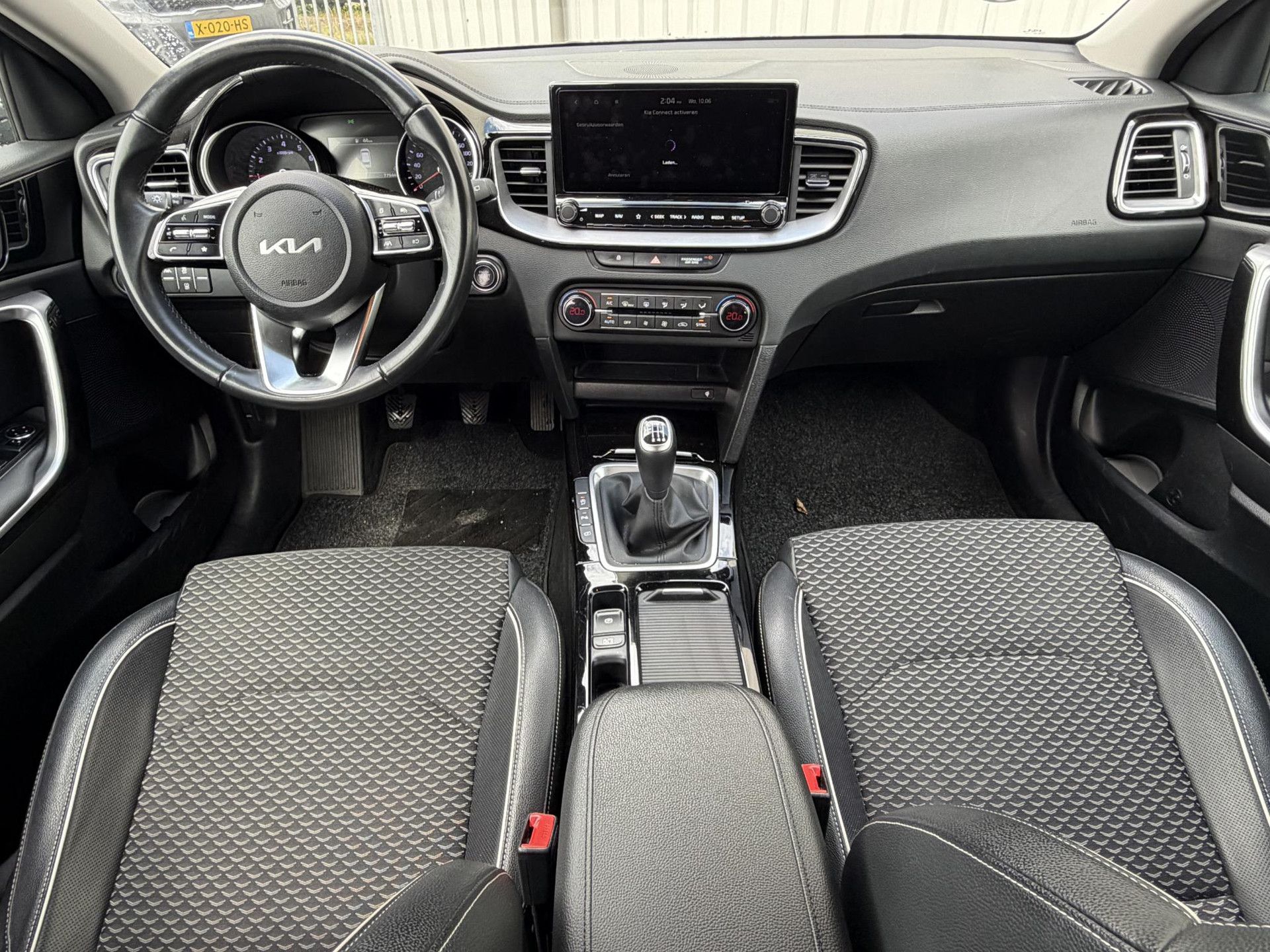 Kia CeedSportswagon met kenteken KKV-59-K – interieur