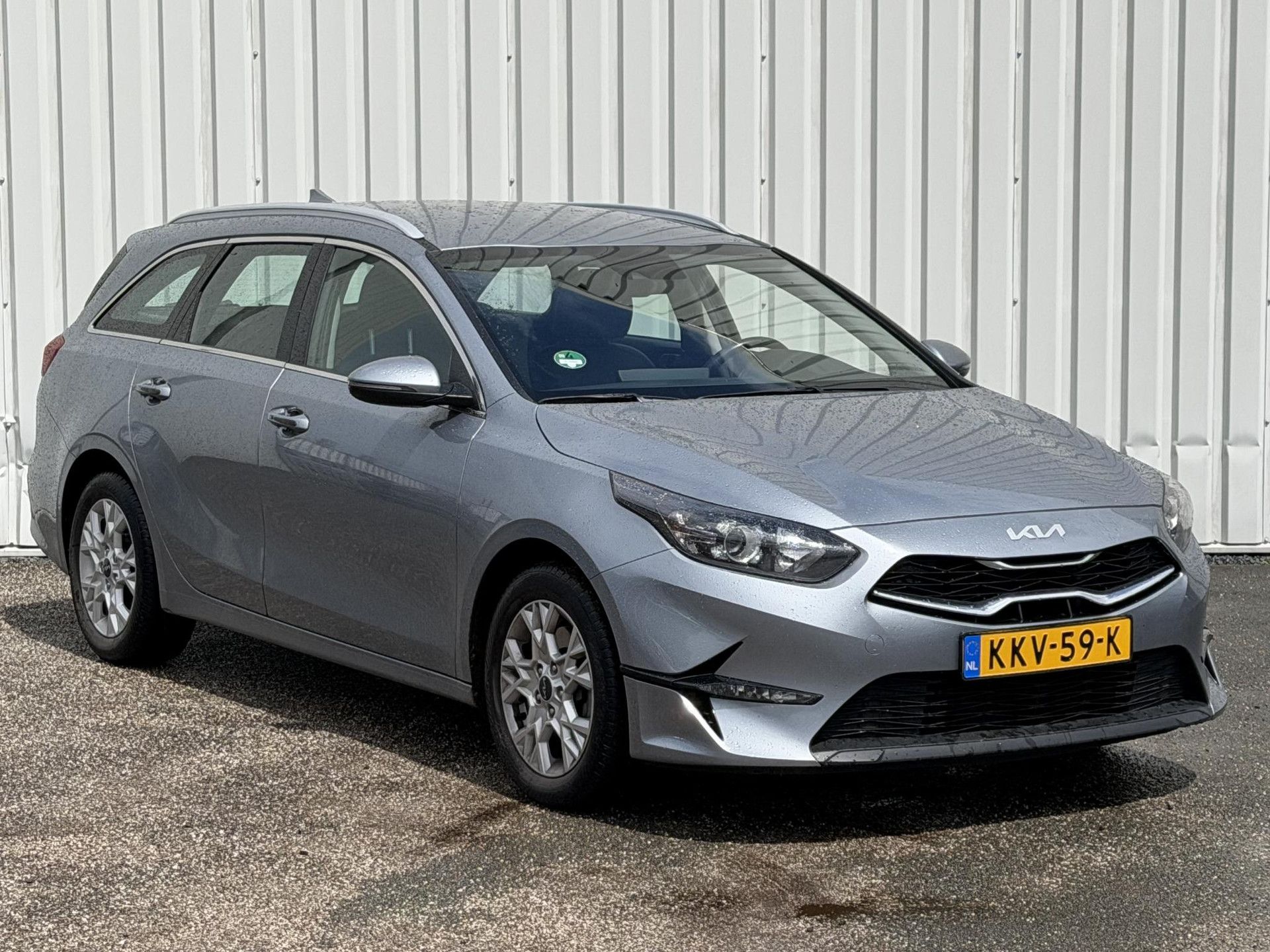 Kia CeedSportswagon met kenteken KKV-59-K – detailfoto