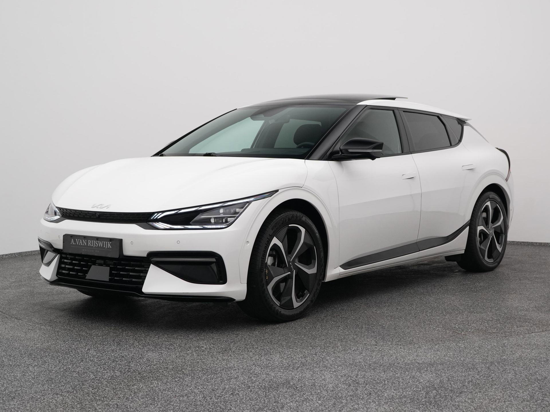 Kia EV6 met kenteken KKZ-85-J – vooraanzicht